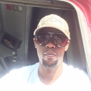 Meet your Posher, Leron